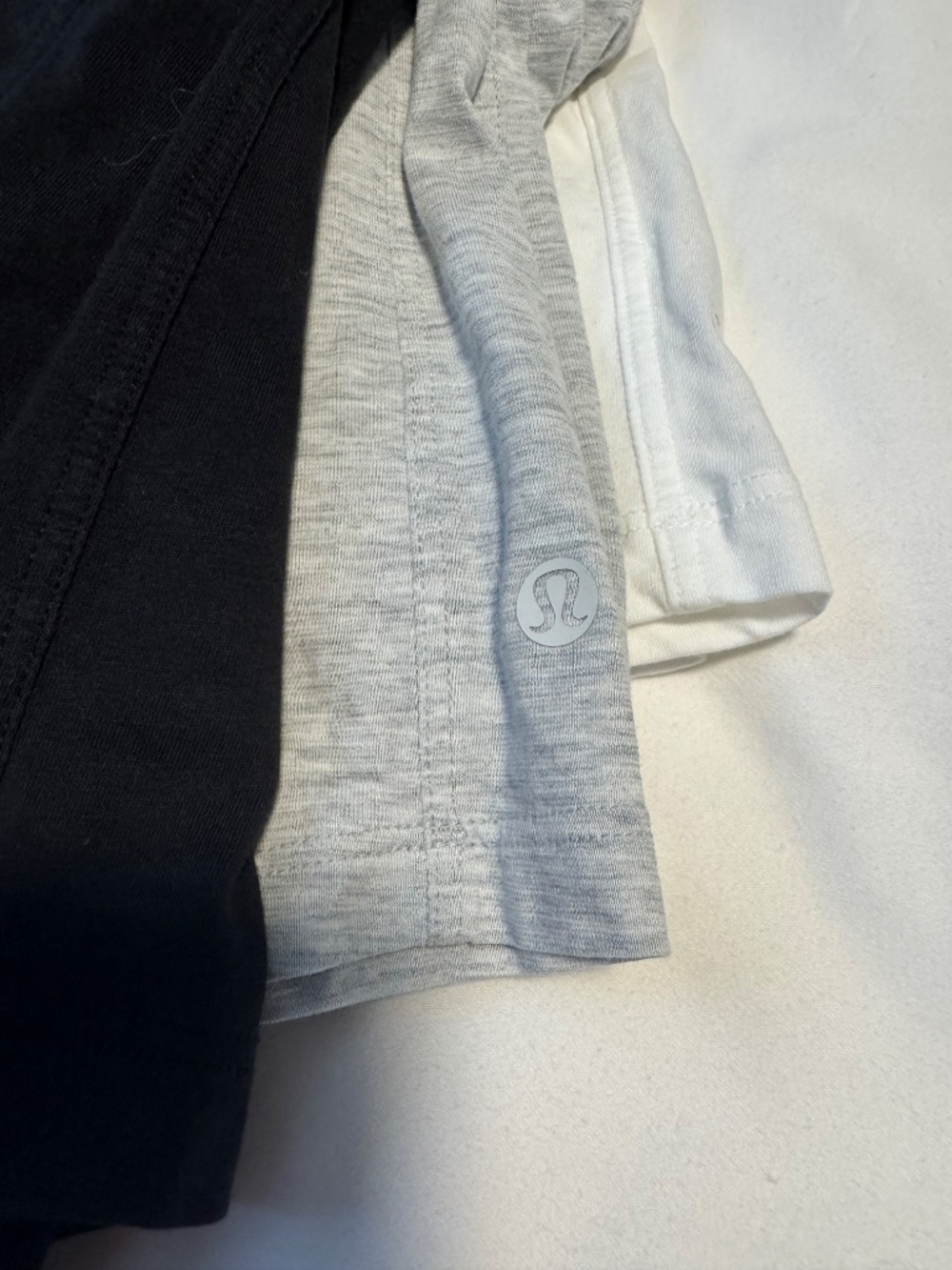 Lululemon All Yours Long Sleeve Shirt size 2 fits like small - Picture 12 of 14